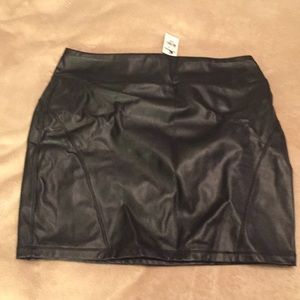 Pleather mini skirt ** NWT